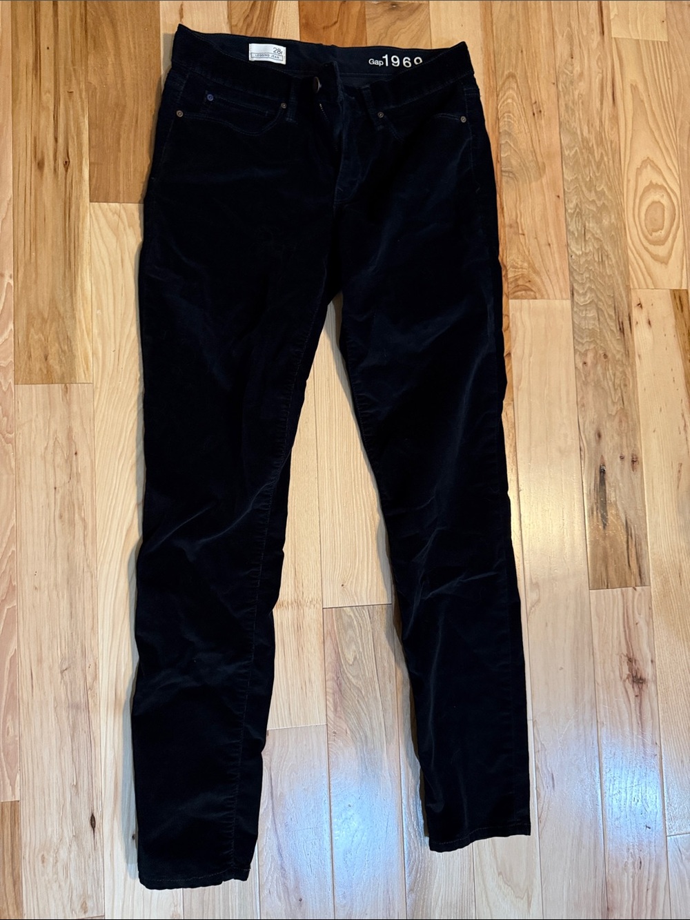 GAP Women’s Corduroy Legging Jeans in Black